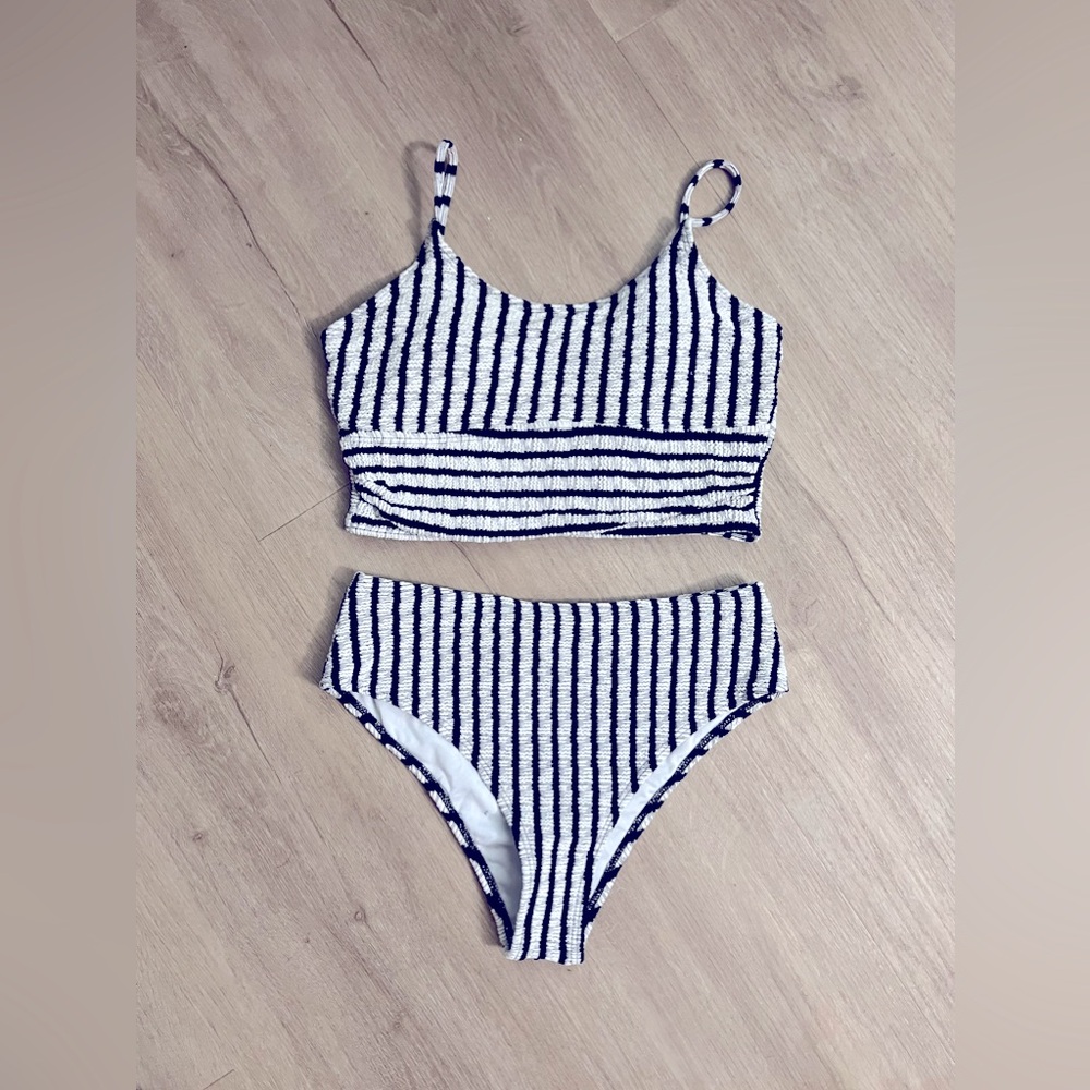 NWOT 2 piece High Rise bikini